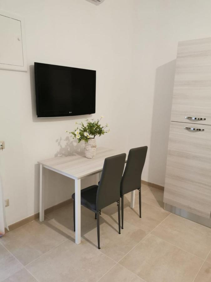 Ap Apartment - In Centro! กัลลีโปลี ภายนอก รูปภาพ