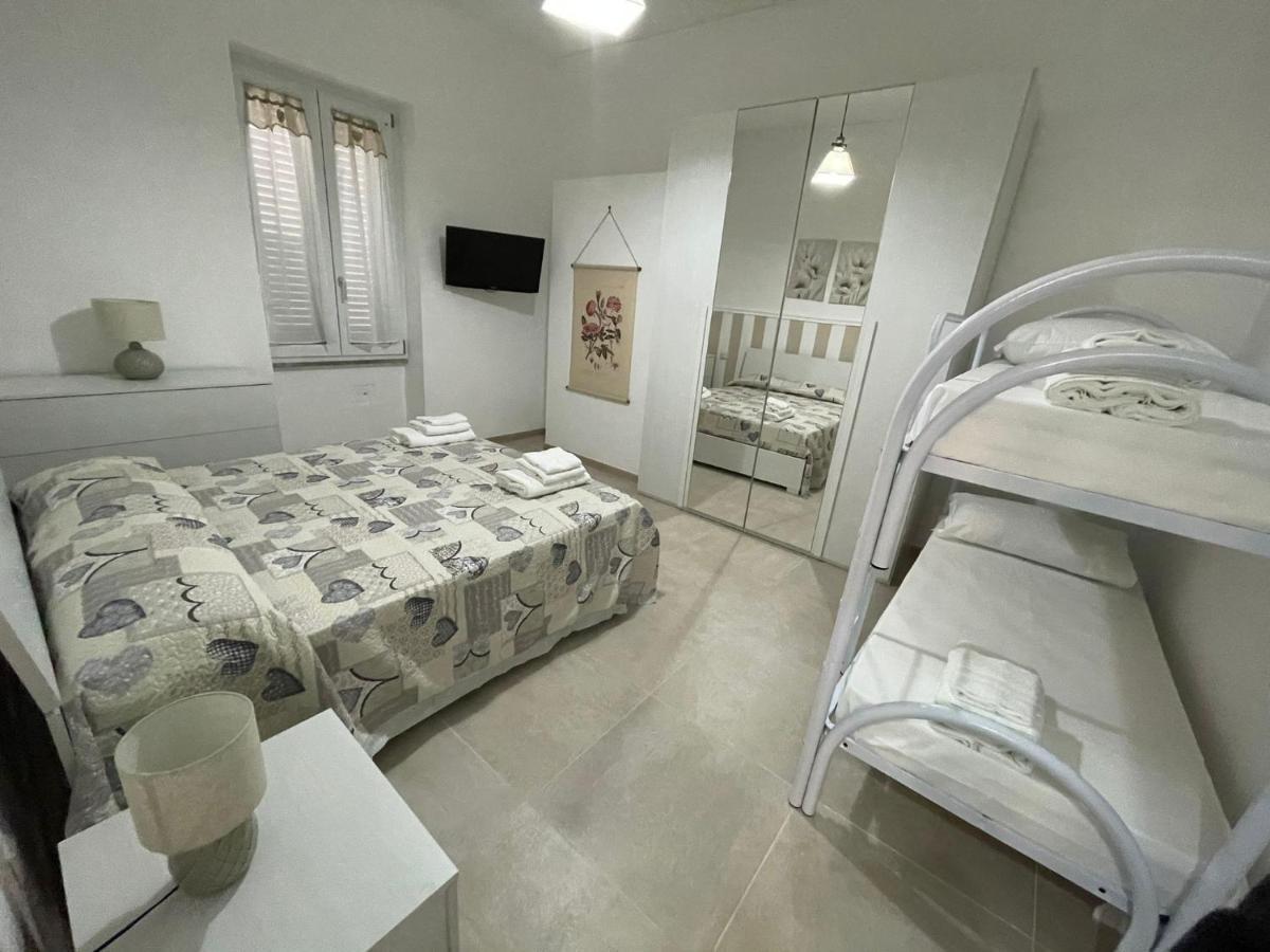 Ap Apartment - In Centro! กัลลีโปลี ภายนอก รูปภาพ