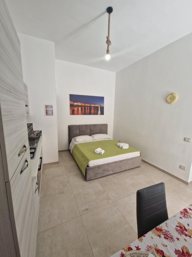 Ap Apartment - In Centro! กัลลีโปลี ภายนอก รูปภาพ